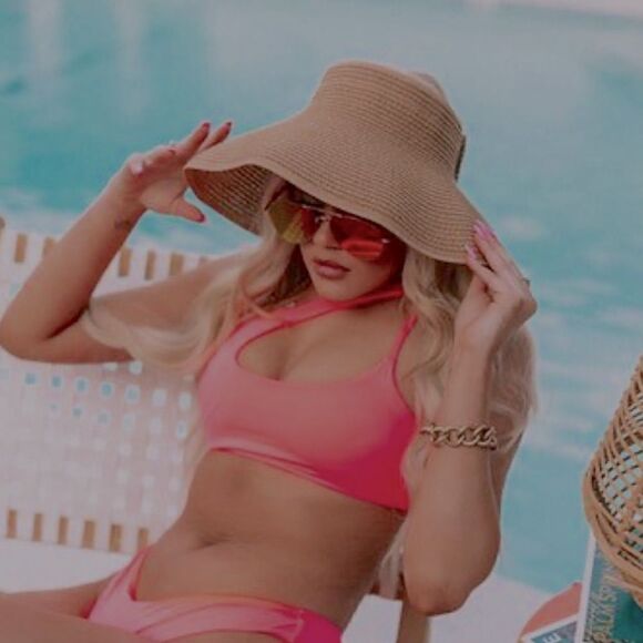 Tan sun visor hat - Picture 1 of 2